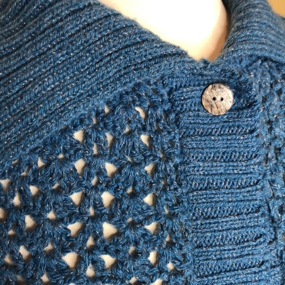 Kimchi & Blue For Anthropologie Light Blue and Gold Thread Crocheted Cape Poncho - Picture 2 of 8